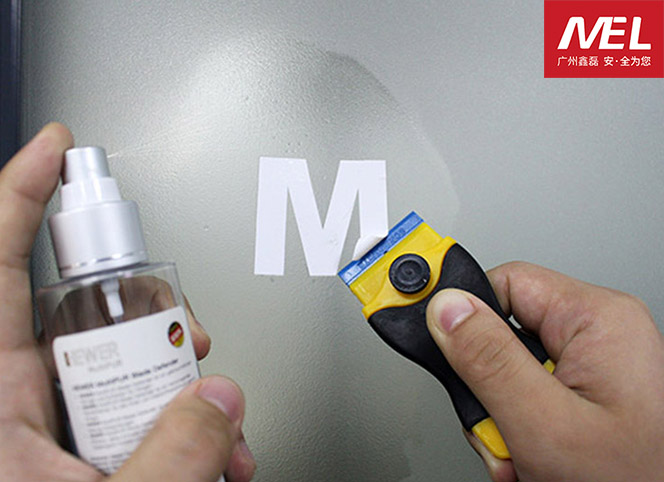 貼紙以及不干膠難清除，HEWER清潔刮刀安全刀具就能輕松搞定！